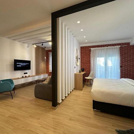 Centro Urban Suites Kalambaka Zewnętrze zdjęcie